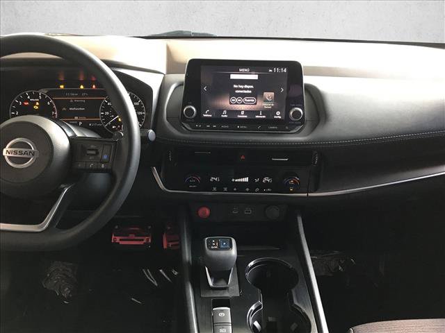 Used 2021 Nissan Rogue SV FWD image 16