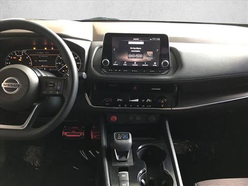 Used 2021 Nissan Rogue SV FWD image 16