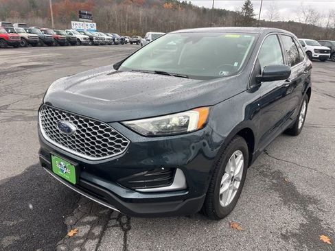 Used 2023 Ford Edge SEL image 11