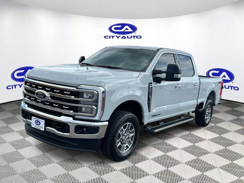Used 2025 Ford F250 Lariat AWD/4WD image 10