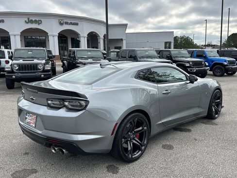 Used 2023 Chevrolet Camaro SS image 7