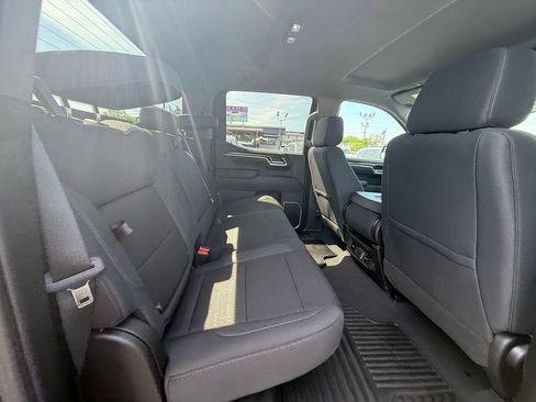 Used 2025 GMC Sierra 1500 Elevation image 21