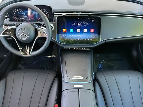 New 2026 Mercedes-Benz E 450 4MATIC Sedan image 15