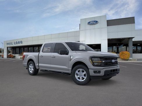 New 2026 Ford F150 XLT w/ Equipment Group 302A MID AWD/4WD image 7