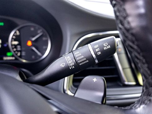 Used 2024 Buick Enclave Premium image 21