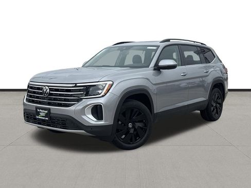 New 2026 Volkswagen Atlas SE FWD image 1