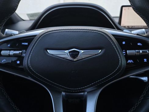 Used 2022 Genesis GV70 2.5T w/ Sport Prestige Package image 27