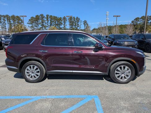Used 2024 Hyundai Palisade SEL image 2