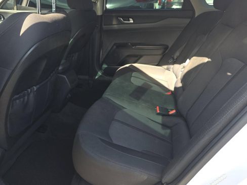 Used 2023 Kia K5 LXS image 13