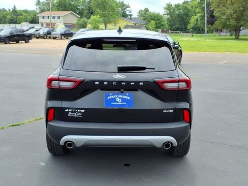 Used 2023 Ford Escape Active AWD/4WD image 5