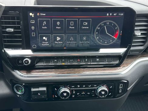 Used 2023 GMC Sierra 1500 Elevation image 25