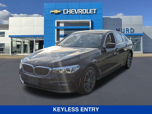 Used 2017 BMW 530i xDrive image 7