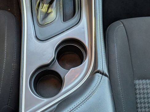 Used 2022 Dodge Challenger GT RWD image 11