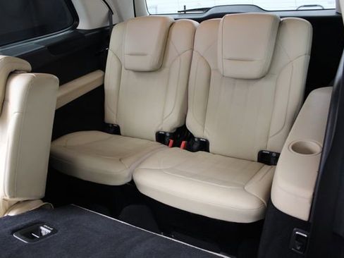 Used 2017 Mercedes-Benz GLS 450 4MATIC image 18