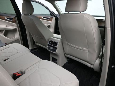 New 2026 Volkswagen Atlas SE image 29