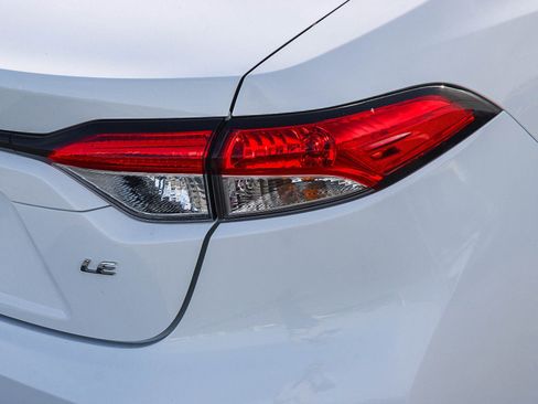 Used 2024 Toyota Corolla LE image 9