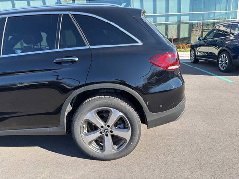 Used 2022 Mercedes-Benz GLC 300 4MATIC image 13