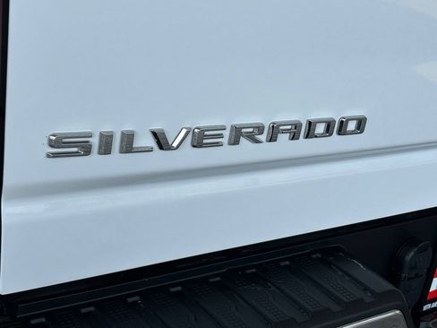 Used 2025 Chevrolet Silverado 2500 LT w/ Convenience Package AWD/4WD image 27