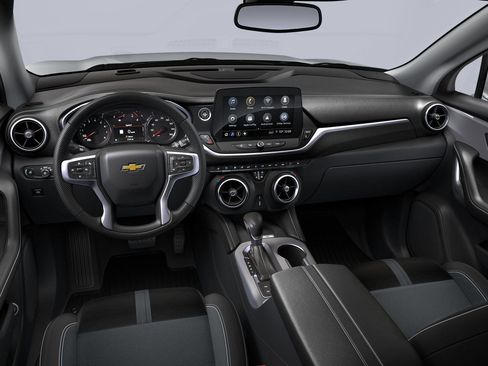 New 2025 Chevrolet Blazer LT w/ Convenience Package image 36