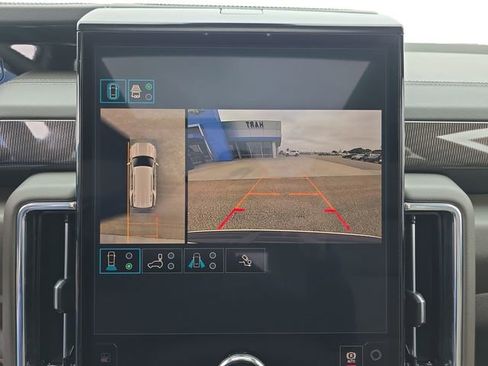 New 2026 GMC Yukon Elevation w/ Elevation Premium Package AWD/4WD image 21