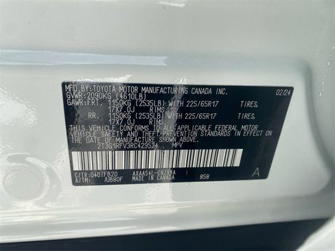 Used 2024 Toyota RAV4 LE image 28