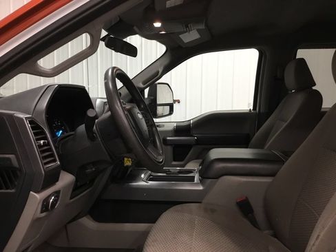 Used 2021 Ford F250 XLT w/ XLT Value Package AWD/4WD image 7
