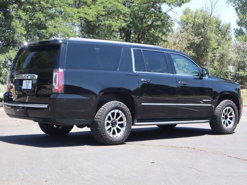 Used 2016 GMC Yukon XL Denali w/ Open Road Package AWD/4WD image 5