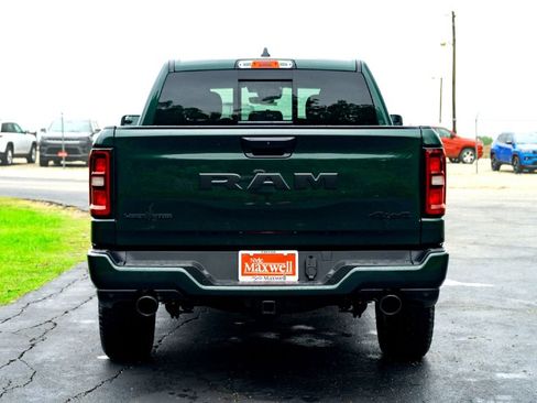 New 2026 RAM 1500 4x4 Crew Cab image 7