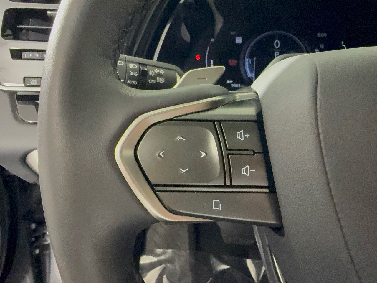 Used 2024 Lexus RX 350 Premium Plus w/ Convenience Package FWD image 18