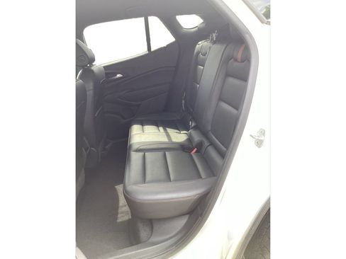 Used 2024 Chevrolet Trax RS w/ Driver Confidence Package FWD image 12