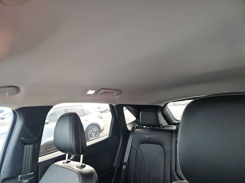 Used 2025 Ford Escape Platinum w/ Premium Technology Package image 19