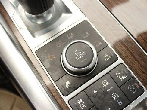 Used 2016 Land Rover Range Rover Sport HSE image 49