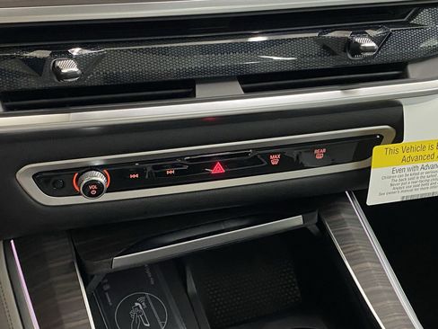 Used 2026 BMW X5 xDrive50e w/ Climate Comfort Package image 28