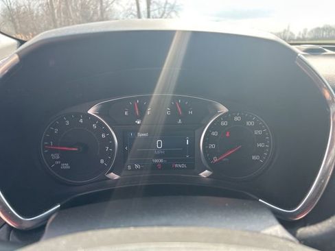 Used 2024 Chevrolet Equinox LT w/ LPO, Floor Liner Package image 7