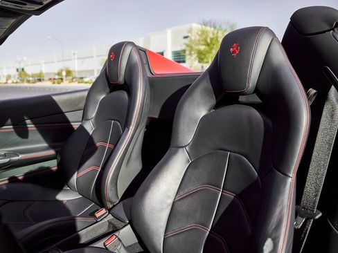 Used 2019 Ferrari 488 Spider Base image 42