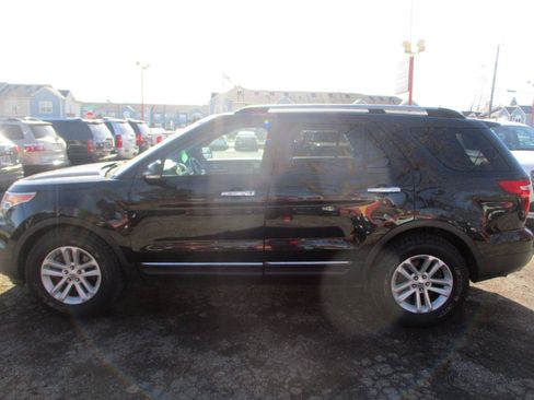 Used 2013 Ford Explorer XLT FWD image 4