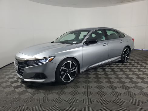 Certified 2022 Honda Accord Sport image 8