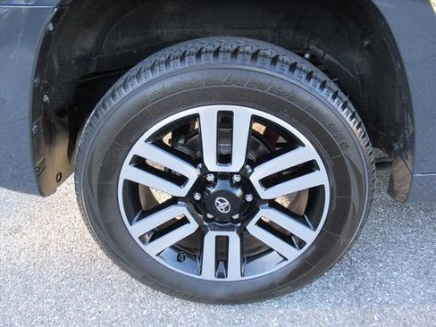 Used 2024 Toyota 4Runner Limited RWD image 7