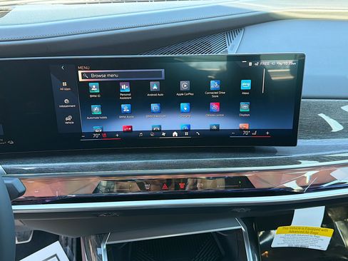 New 2026 BMW 750e xDrive w/ Executive Package image 30