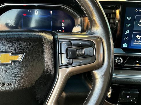 Used 2022 Chevrolet Silverado 1500 High Country AWD/4WD image 13