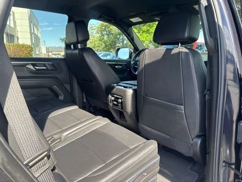 Used 2025 Chevrolet Tahoe Z71 AWD/4WD image 34