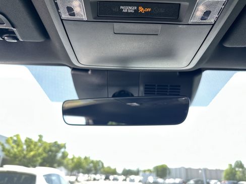Used 2025 Toyota Tacoma SR5 RWD image 27