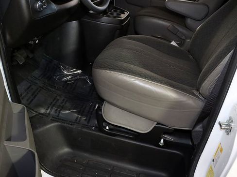 Used 2024 GMC Savana 2500 w/ Driver Convenience Package image 20