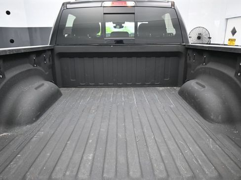 Used 2024 RAM 1500 Big Horn RWD image 34