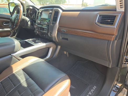 Used 2016 Nissan Titan Platinum Reserve AWD/4WD image 28