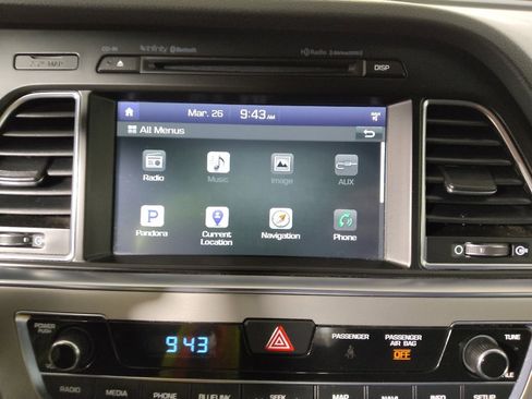 Used 2015 Hyundai Sonata Limited 2.0T image 25