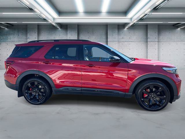 Used 2022 Ford Explorer ST w/ ST Street Pack AWD/4WD image 3