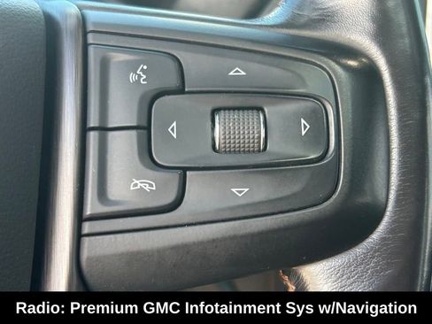 Used 2020 GMC Sierra 2500 AT4 w/ AT4 Premium Package image 16