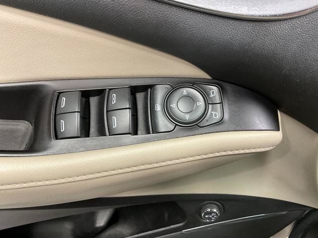 Used 2019 Buick Enclave Essence FWD image 12