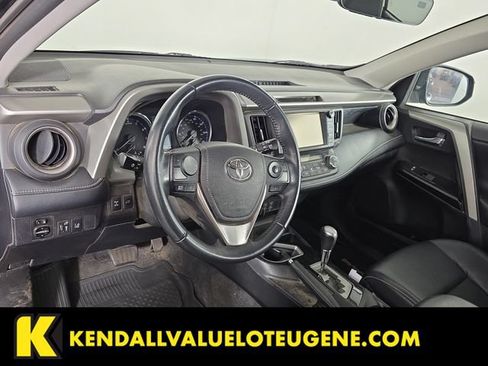 Used 2016 Toyota RAV4 Limited AWD/4WD image 3